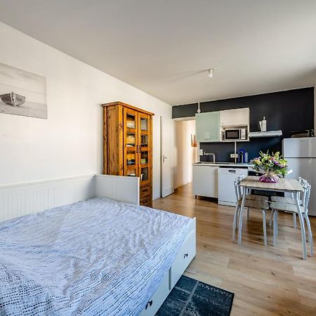 Maison De Plain Pied Avec Exterieur Apartment Floirac  Bagian luar foto