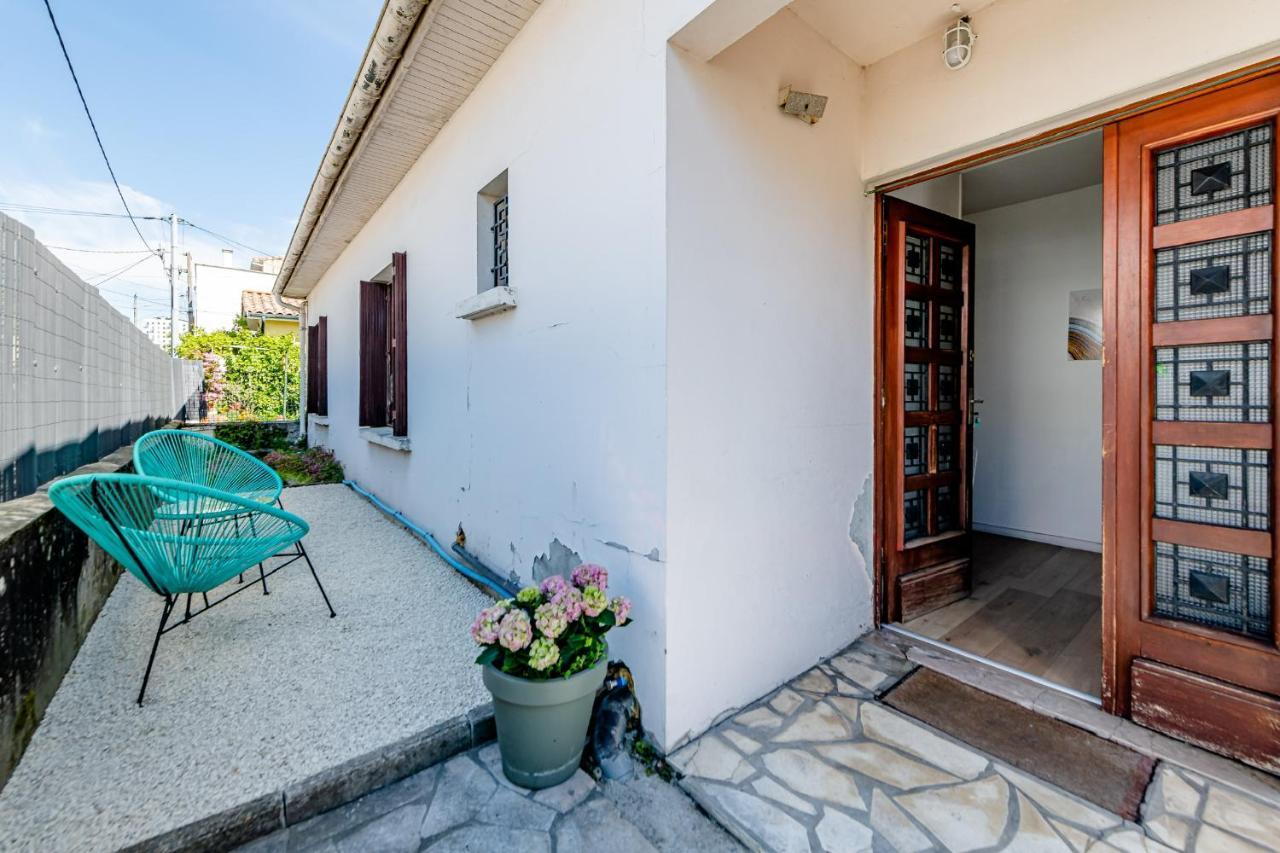 Maison De Plain Pied Avec Exterieur Apartment Floirac  Bagian luar foto
